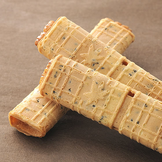 日本直送 京都 小倉山莊 黑芝麻醬油京風蛋煎餅 8個入 新年行運發財特輯 Happy New Year 馬年 限定手信