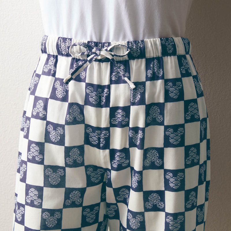 Disney Japanese children's clothing, Jinbei Japanese kimonos (S-LL), adult sizes, other brand children's clothing, TOPS PANTS, and Japanese summer festival specials.
