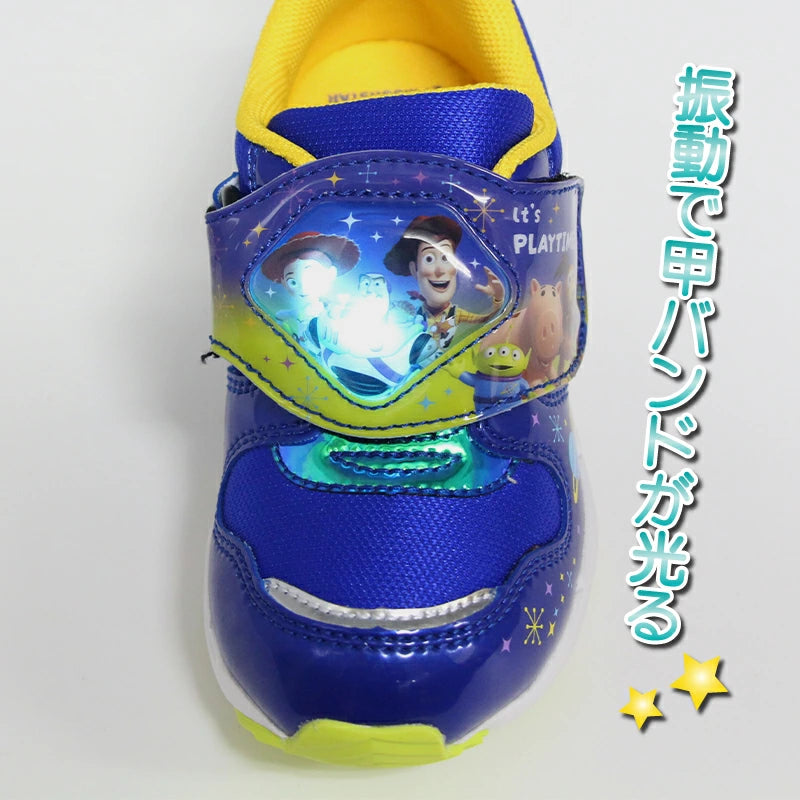 Moonstar x Disney LED Flashing Lights with Ag+ Antibacterial and Deodorant Functional Children's Shoes (14-19cm) Direct from Japan (Boys' Shoe Series)