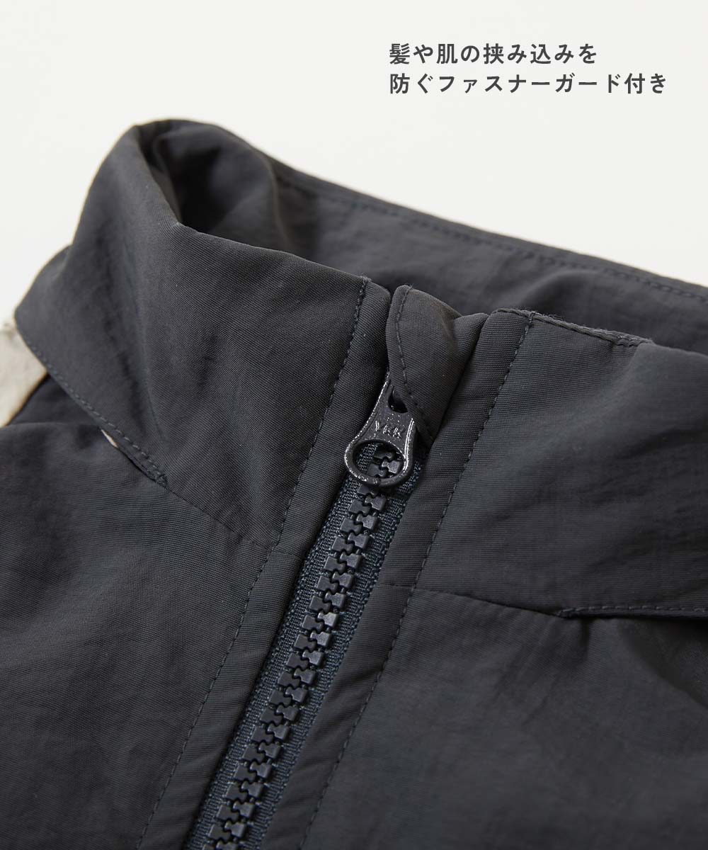 Japanese children's clothing dev!rock waterproof series thin windbreaker hood with storage capacity of 100-160cm. Boys' and girls' spring and summer outerwear