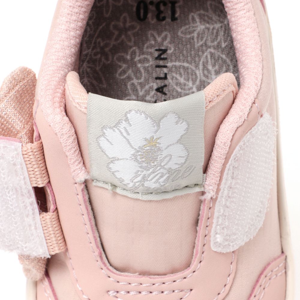 IFME CALIN Wild Flower series large butterfly sneakers (direct from Japan) for healthy, functional children's shoes (12-15cm) for girls.