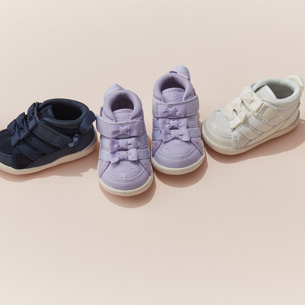 IFME CALIN Triple Bowknot Sports Shoes (Sold Directly from Japan) for Girls (12-15cm)