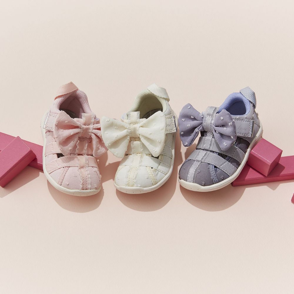 IFME CALIN Large Bow Amphibious Sneakers (Direct from Japan) - Healthy Functional Children's Shoes (12-15cm) (Girls' Shoes)