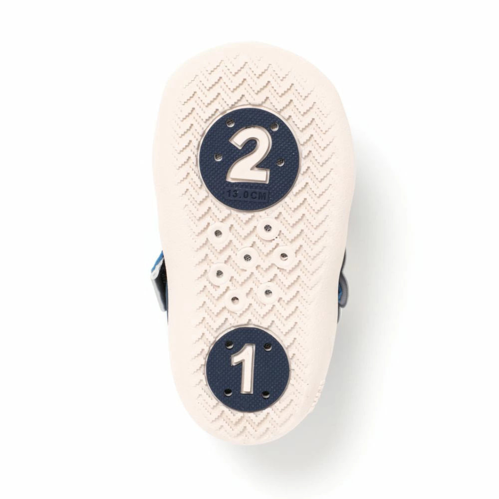 IFME CALIN Daisy Amphibious Sneakers (Direct from Japan) - Healthy Functional Children's Shoes (12-15cm) for Girls