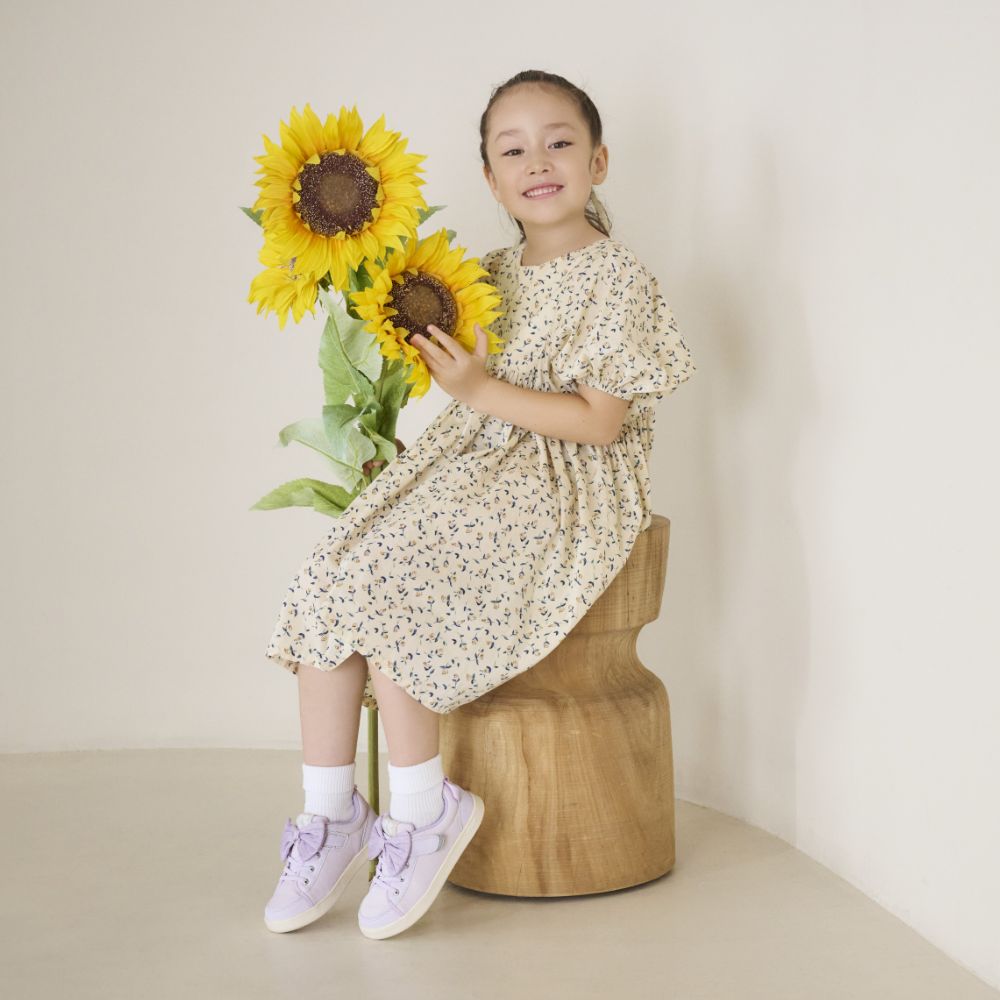 IFME CALIN Wild Flower series large butterfly sneakers (direct from Japan) for healthy, functional children's shoes (15-21cm) for girls.
