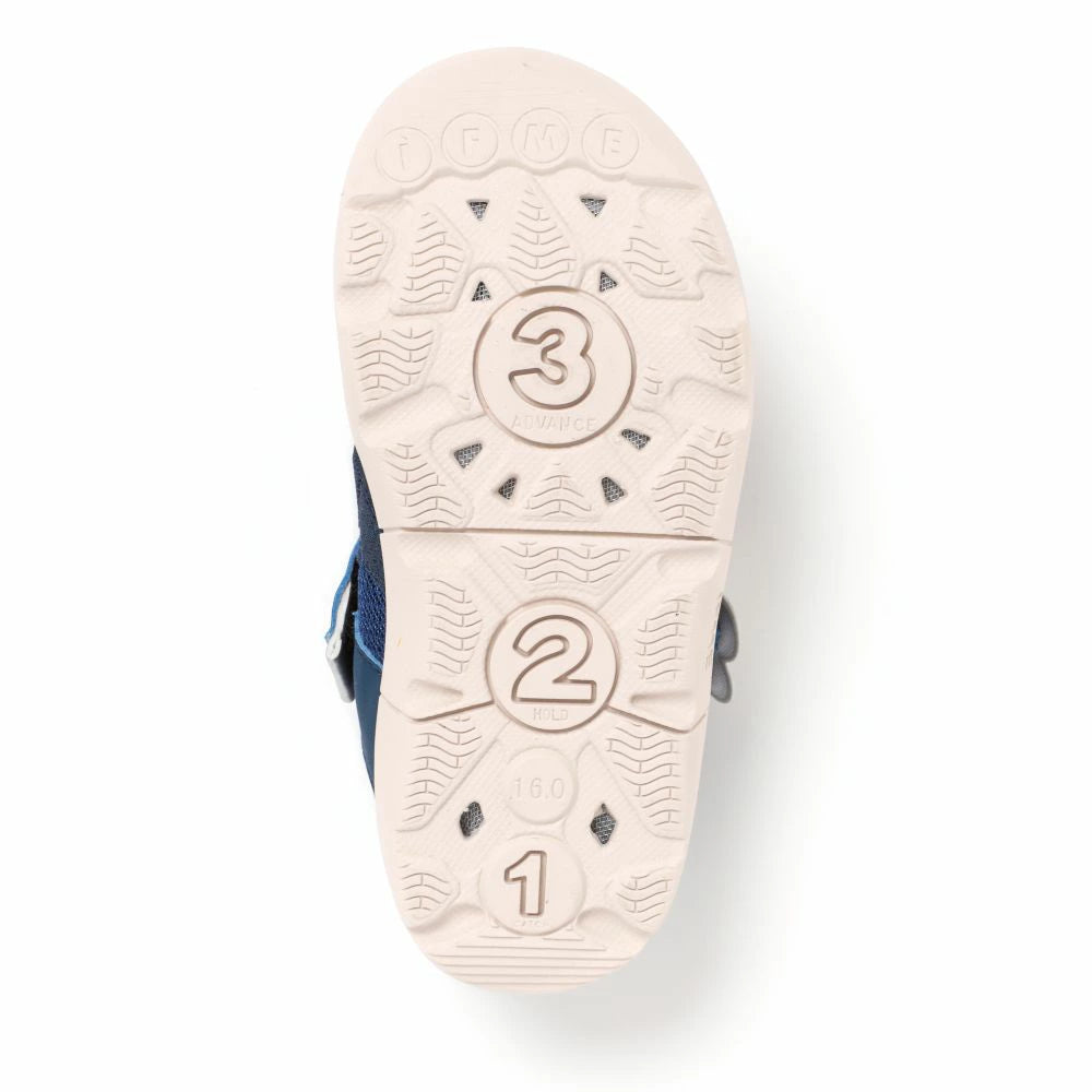 IFME CALIN Daisy Amphibious Sneakers (Direct from Japan) - Healthy Functional Children's Shoes (15-21cm) - Girls' Shoes