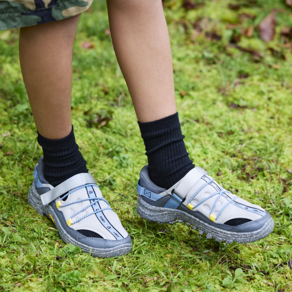IFME Vibram Sports Shoes for Kids (17-25cm) Direct from Japan (Boys/Girls)