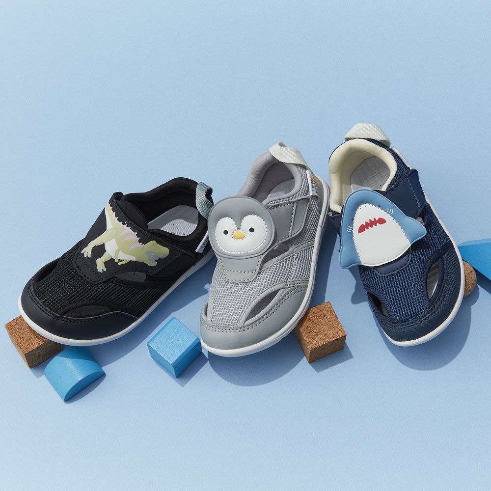IFME PARK patto amphibious sports shoes (shipped directly from Japan) for healthy, functional children (15-17cm) for boys and girls.