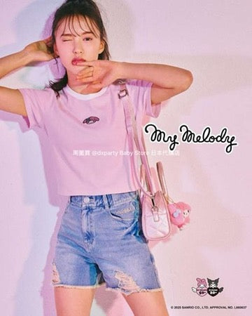Direct delivery from Japan Lovetoxic x Sanrio portable crossbody bag series other brands