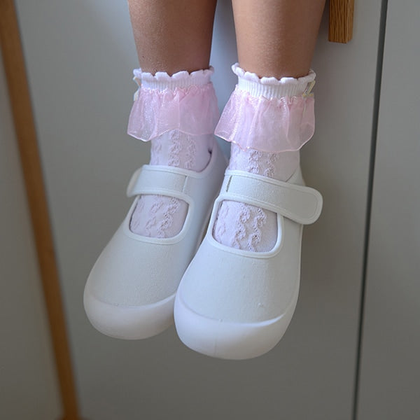 Ly# mine canvas shoes (16-19cm) shipped directly from Japan. Girls' shoes from other brands.