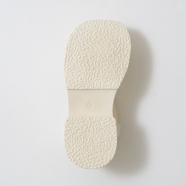 Ly# mine sandals (16-21cm) shipped directly from Japan. Girls' shoes from other brands.
