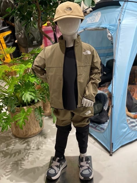 日本童裝 TNF 防水系列 高彈力 靜電護理 風褸 130-160cm 男童款/女童款 夏季 OUTERWEAR
