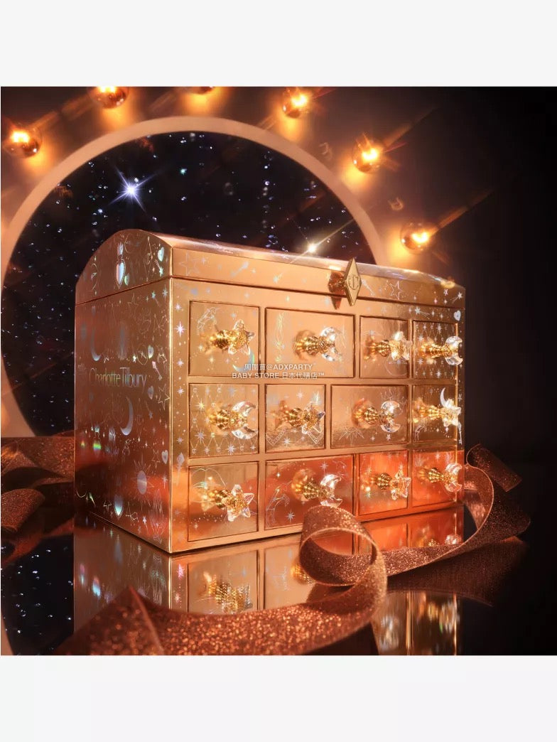 英美直送 CHARLOTTE TILBURY Charlotte's Beauty Treasure Chest 12-Door Beauty Worth £264 聖誕倒數日曆 大人款 聖誕快樂特輯 聖誕倒數日曆 滿$900可加$25免運 Christmas Advent Calendars 2025