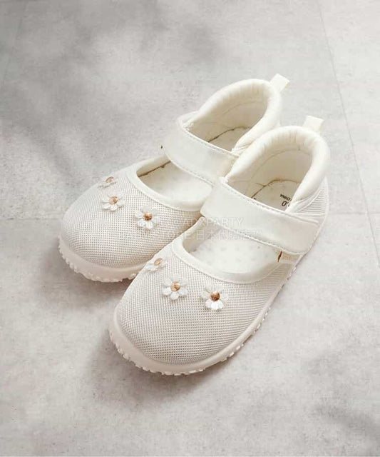 Apres les cours sandals (14-19cm) shipped directly from Japan. Also available: other brands and summer swimwear collection.