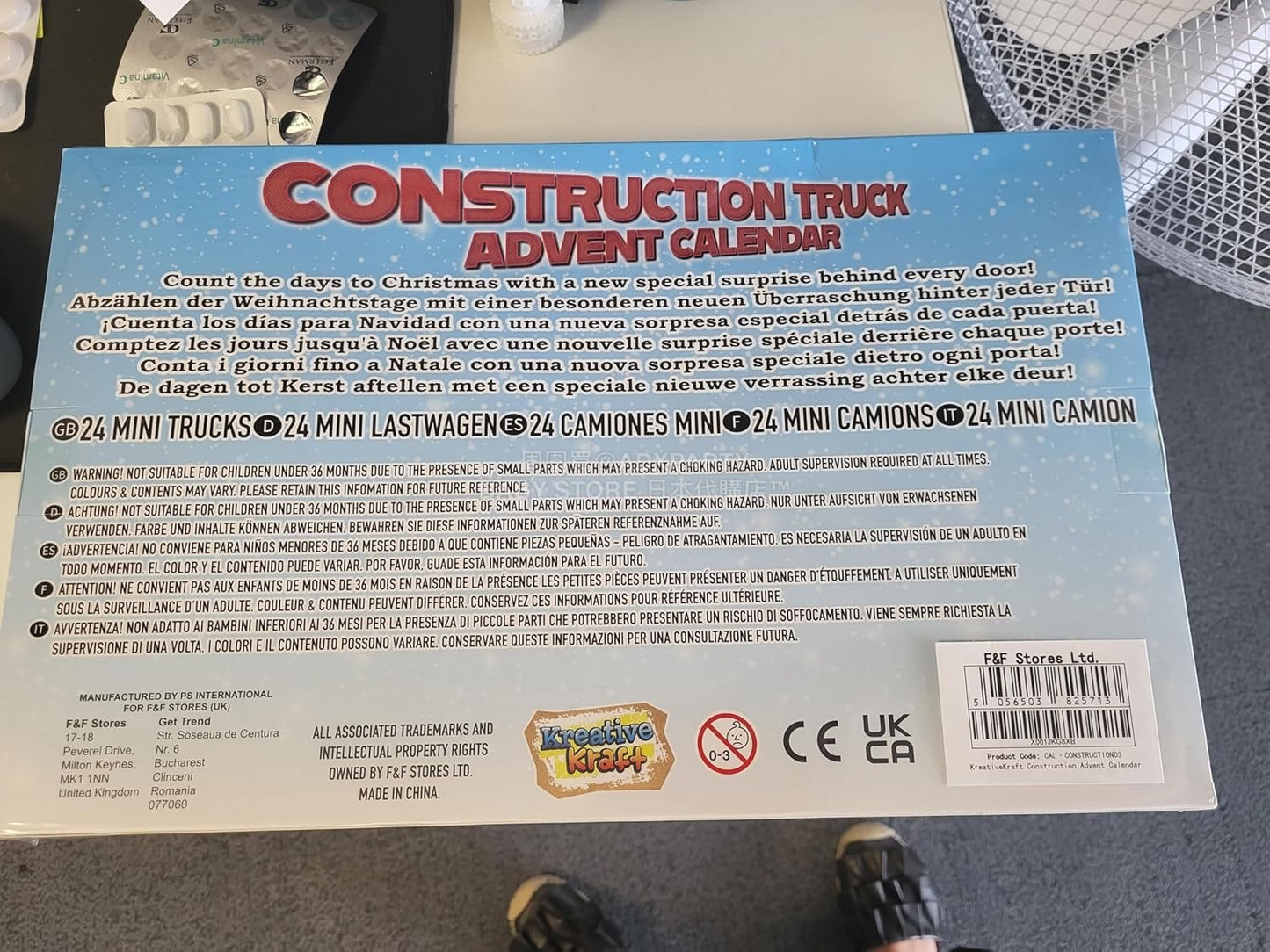 英美直送 KreativeKraft Diecast Mini Toy Cars 聖誕倒數日曆 兒童款 聖誕快樂特輯 聖誕倒數日曆 滿$900可加$25免運 Christmas Advent Calendars 2025