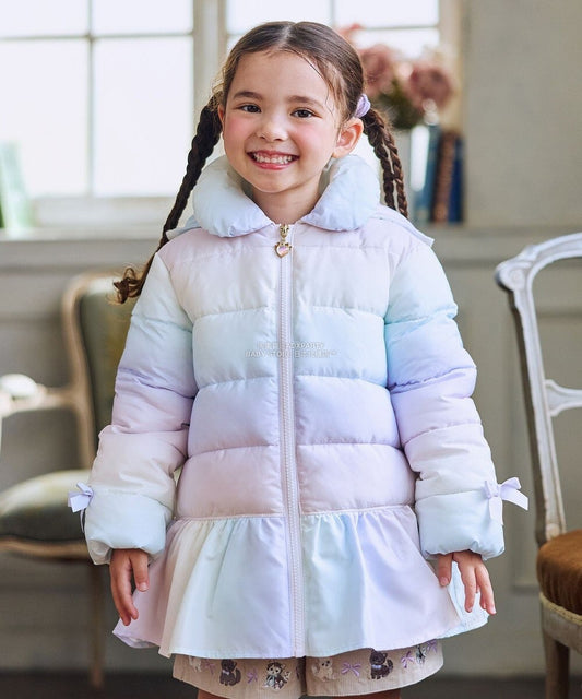 日本童裝 aF#a325 輕量保暖 夾棉荷葉邊蝴蝶結外套 可機洗 100-160cm 女童款 秋季 (適合寒冷天氣、溫度低天氣及落雪)OUTERWEAR