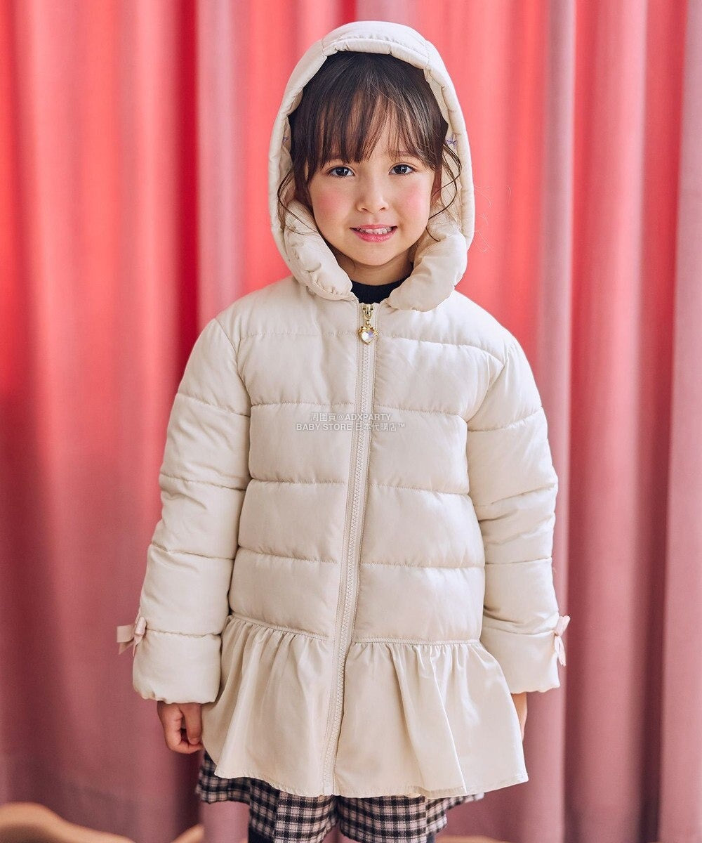 日本童裝 aF#a325 輕量保暖 夾棉荷葉邊蝴蝶結外套 可機洗 100-160cm 女童款 秋季 (適合寒冷天氣、溫度低天氣及落雪)OUTERWEAR