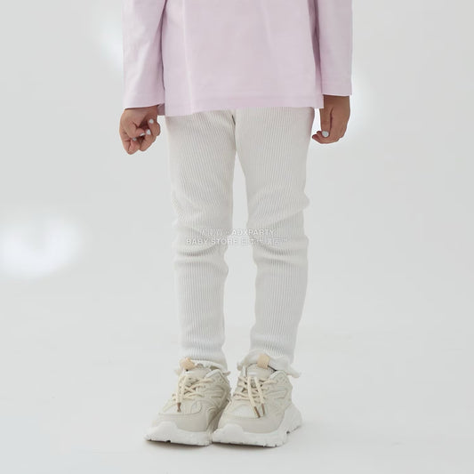 日本童裝 Ly# mine 彈力緊身長褲 100-150cm 女童款 秋季 PANTS 聖誕紅/新年紅