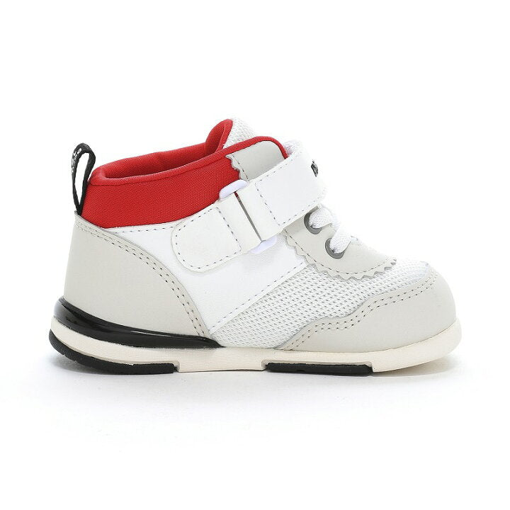 Moonstar x Sanrio antibacterial, odor-resistant, and wear-resistant soles for healthy-looking children's shoes (14-19cm) - direct from Japan. Girls' shoe collection.