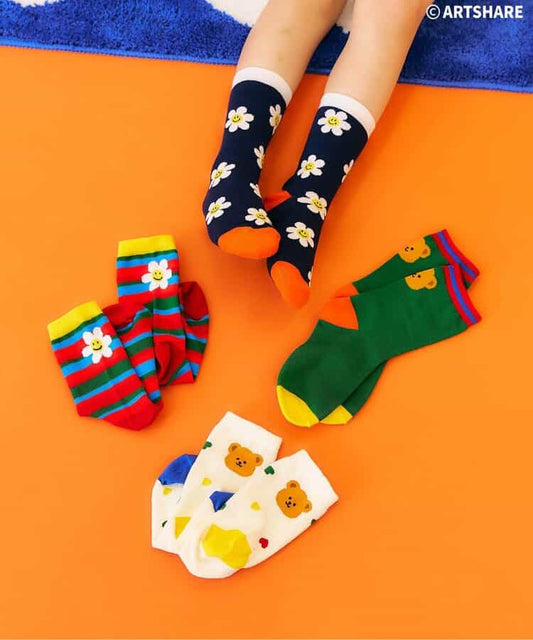 日本直送 apres les cours x WIGGLE WIGGLE 襪一對 10-21cm 襪系列