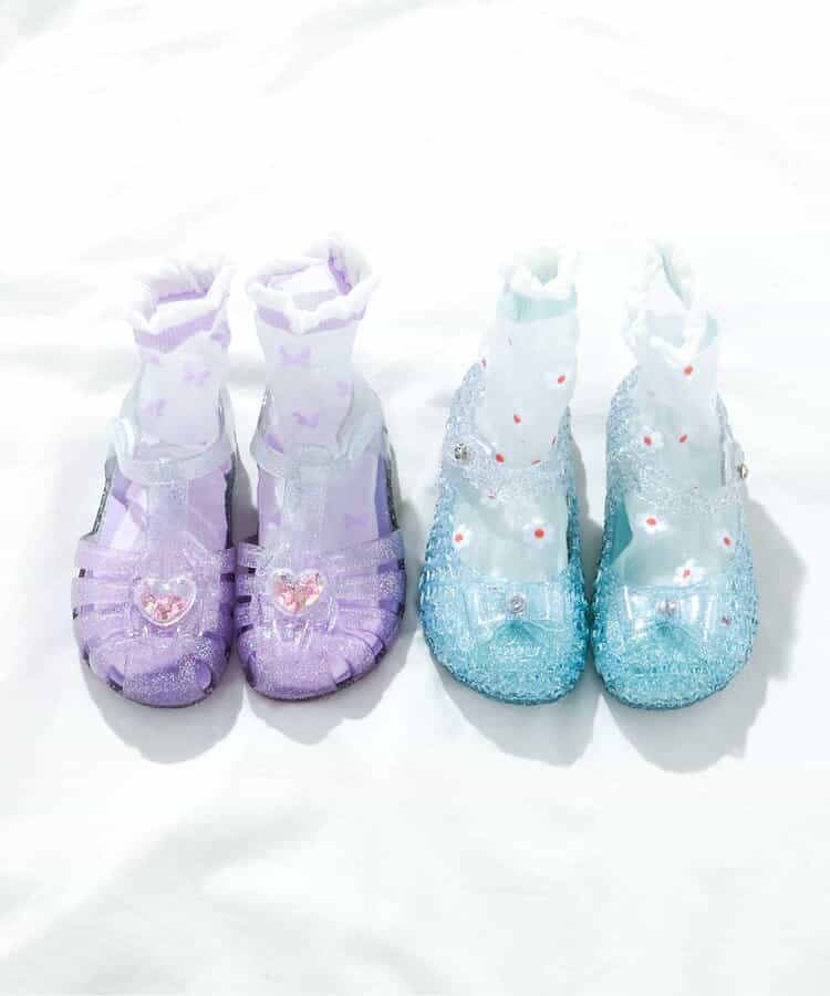 Apres les cours sandals (14-19cm) shipped directly from Japan. Also available: other brands and summer swimwear collection.