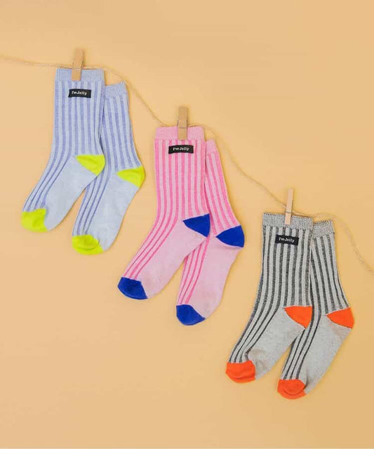 Apres les cours sandals (14-19cm) shipped directly from Japan. Also available: other brands and summer swimwear collection.