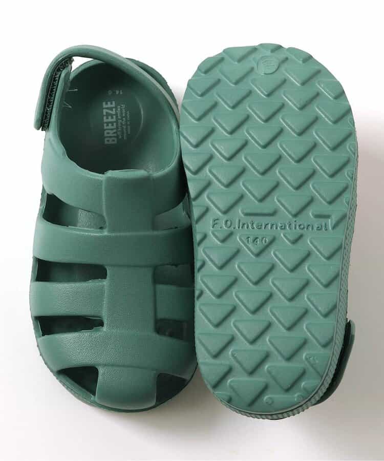 BREEZE sandals (14-19cm) shipped directly from Japan. Also available: other brands and summer swimwear specials.