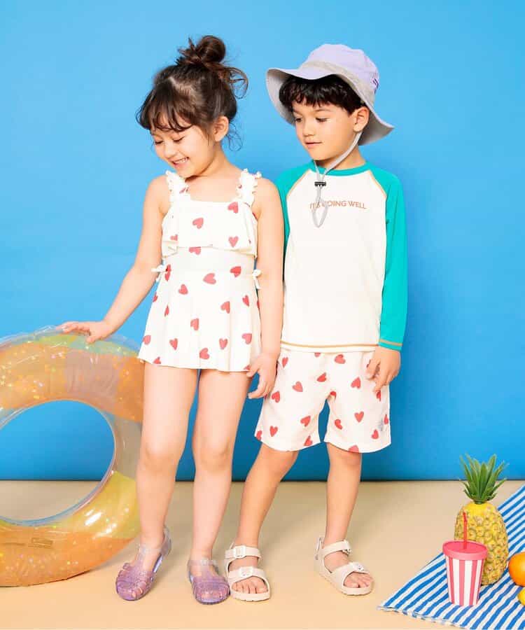 BREEZE sandals (14-19cm) shipped directly from Japan. Also available: other brands and summer swimwear specials.