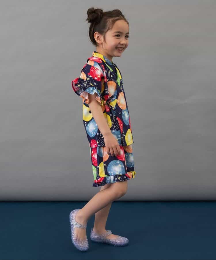 BREEZE sandals (14-19cm) shipped directly from Japan. Also available: other brands and summer swimwear specials.