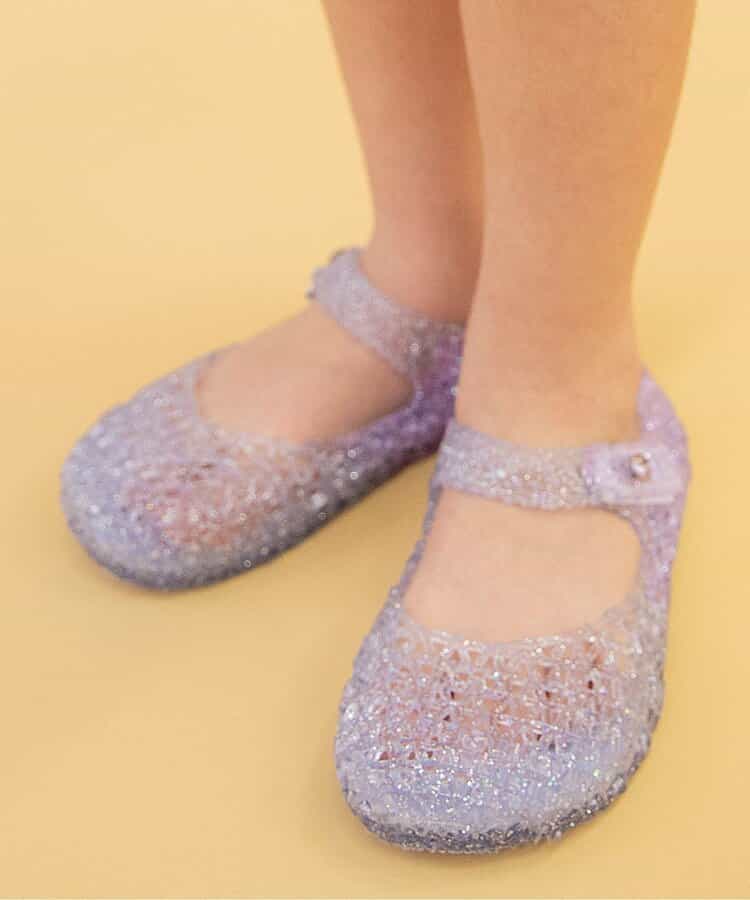 BREEZE sandals (14-19cm) shipped directly from Japan. Also available: other brands and summer swimwear specials.
