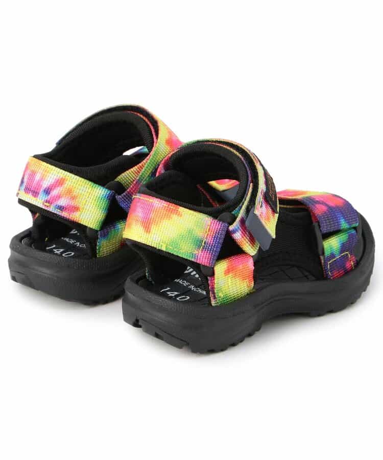 BREEZE sandals (14-21cm) shipped directly from Japan. Also available: other brands and summer swimwear specials.