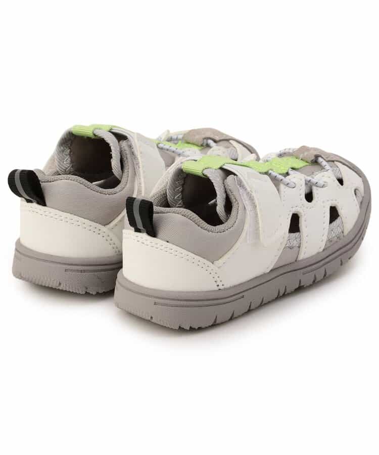 BREEZE sandals (13-20cm) shipped directly from Japan. Also available: other brands and summer swimwear specials.