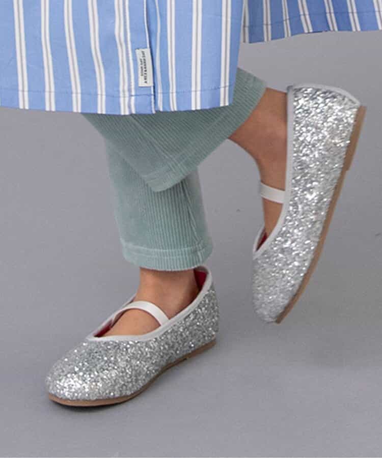 BREEZE sandals (14-19cm) shipped directly from Japan. Also available: other brands and summer swimwear specials.
