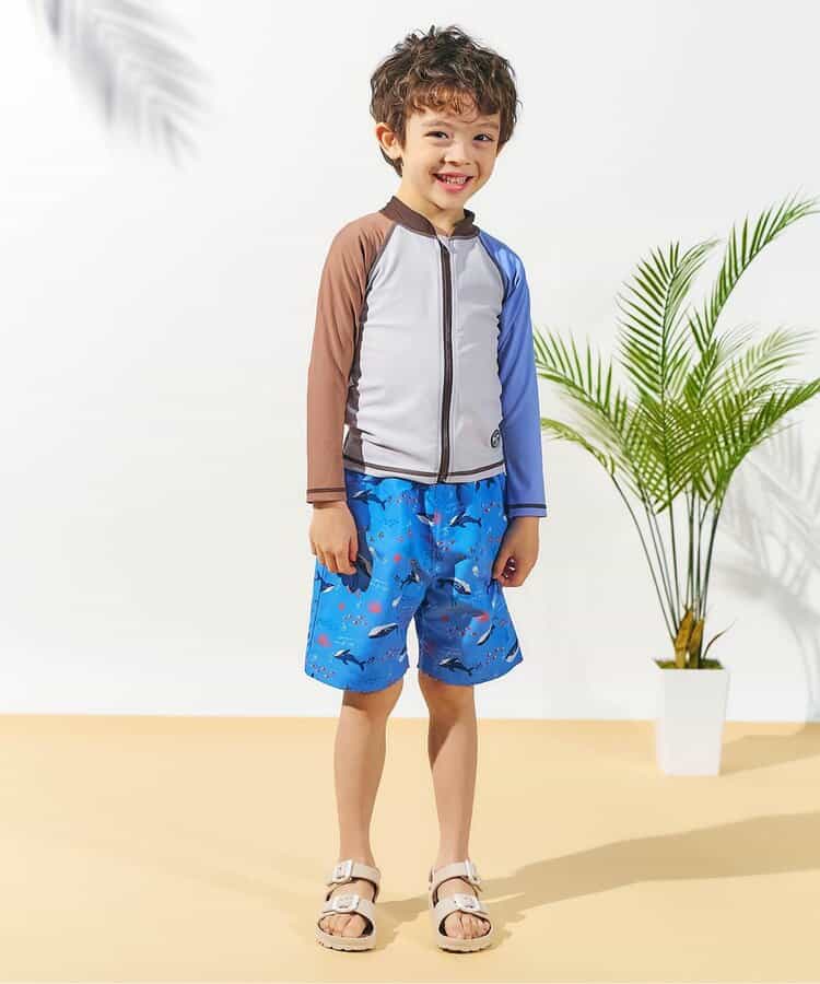 Apres les cours sandals (13-21cm) shipped directly from Japan. Also available: other brands and summer swimwear collection.