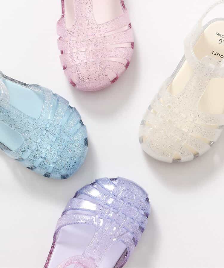 Shellmotif sandals (14-21cm) shipped directly from Japan. Also available: other brands and summer swimwear collection.