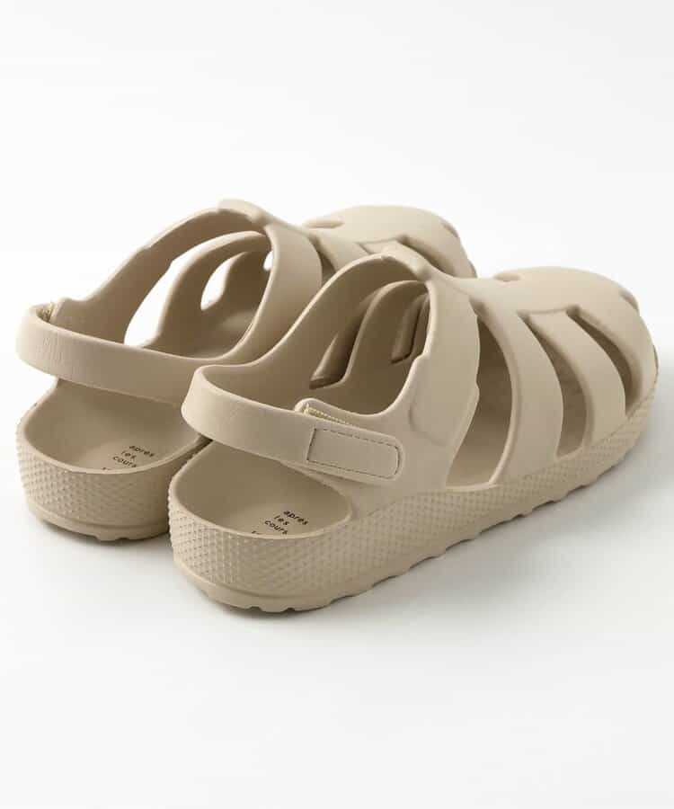 Apres les cours sandals (14-19cm) shipped directly from Japan. Also available: other brands and summer swimwear collection.