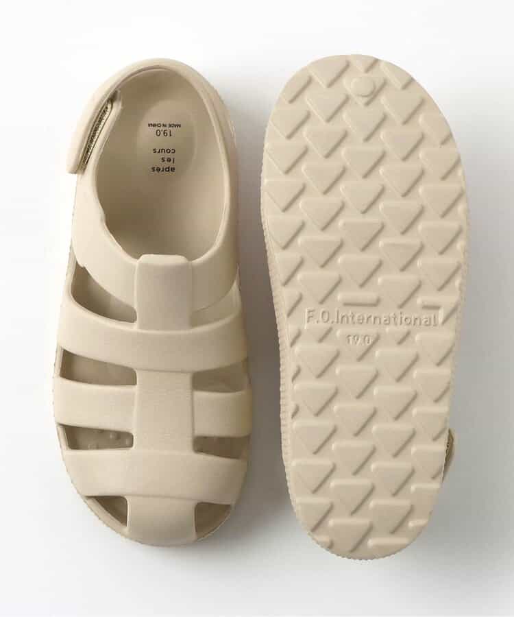 Apres les cours sandals (14-19cm) shipped directly from Japan. Also available: other brands and summer swimwear collection.