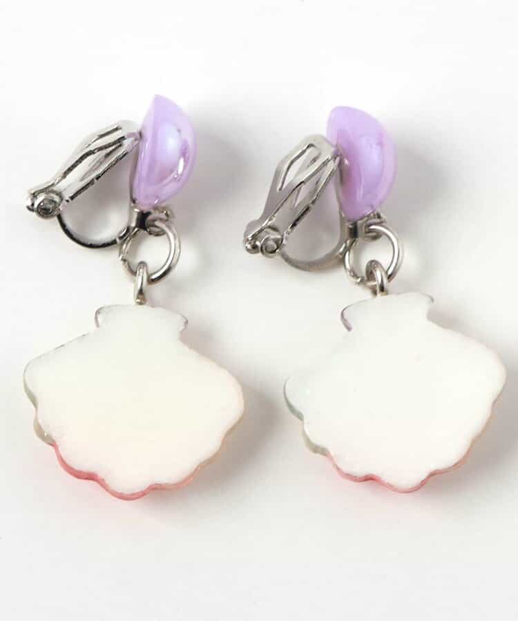Apres les cours ear clips, a pair of hand and hair accessories, shipped directly from Japan