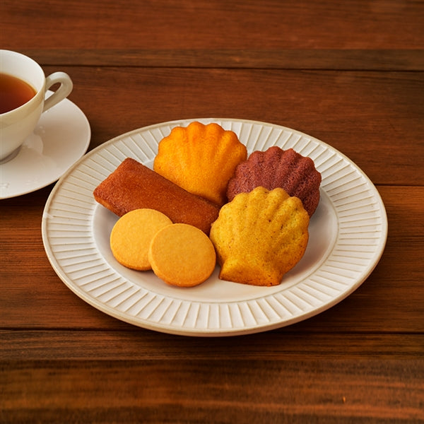 日本直送 Cozy Corner 秋天瑪德蓮禮盒 7個入 中秋節/萬聖節 限定手信