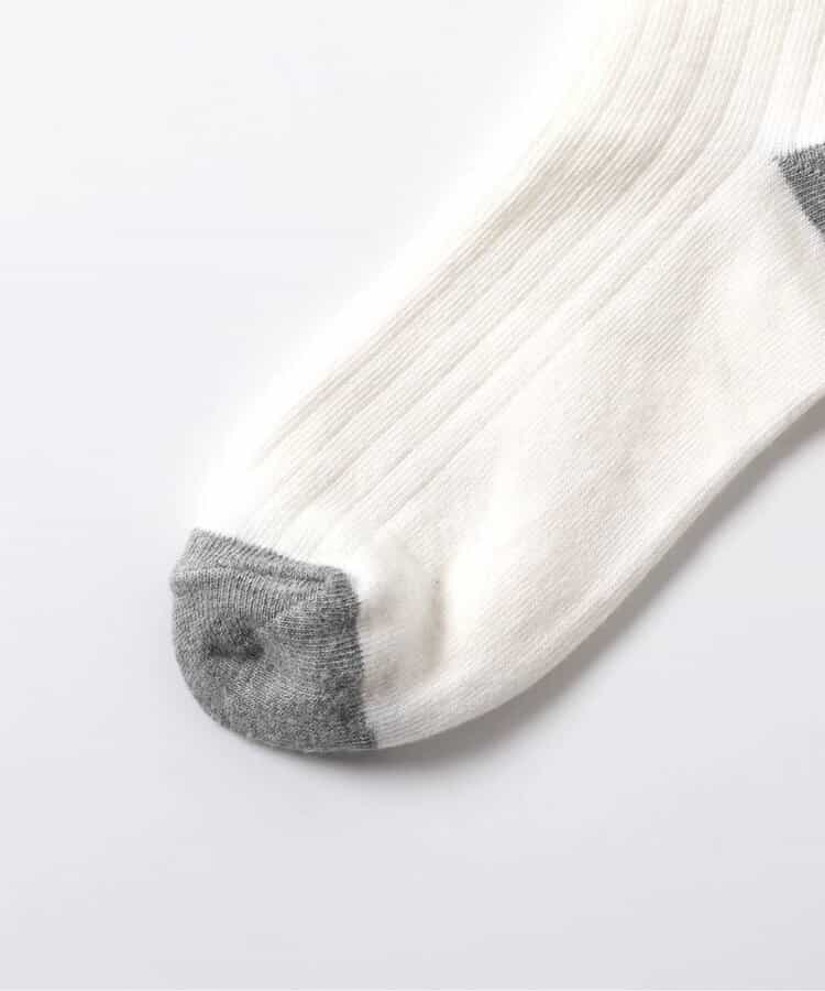 BREEZE socks (1 pair, 13-21cm) shipped directly from Japan. Perfect for interviews, banquets, and performances.