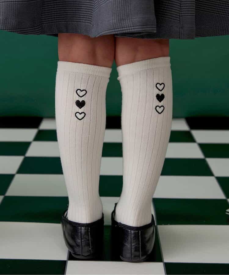 BREEZE socks (1 pair, 13-21cm) shipped directly from Japan. Perfect for interviews, banquets, and performances.