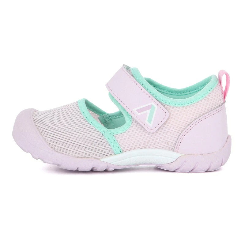Moonstar x Sanrio antibacterial, odor-resistant, and wear-resistant soles for healthy-looking children's shoes (14-19cm) - direct from Japan. Girls' shoe collection.