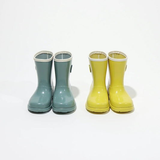 Moonstar x Sanrio antibacterial, odor-resistant, and wear-resistant soles for healthy-looking children's shoes (14-19cm) - direct from Japan. Girls' shoe collection.