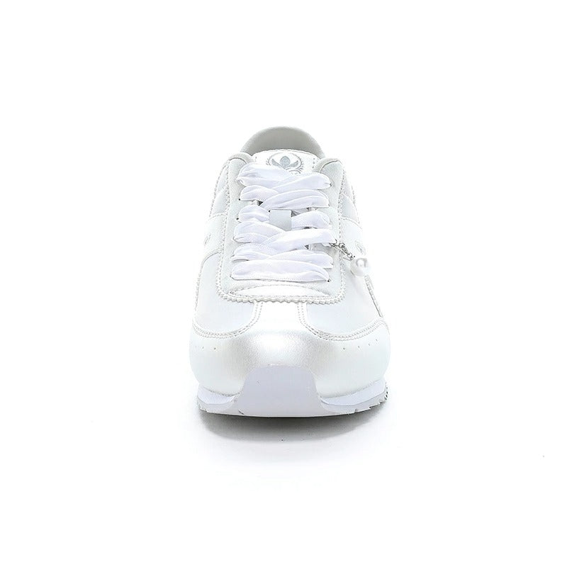 Moonstar x Sanrio antibacterial, odor-resistant, and wear-resistant soles for healthy-looking children's shoes (14-19cm) - direct from Japan. Girls' shoe collection.