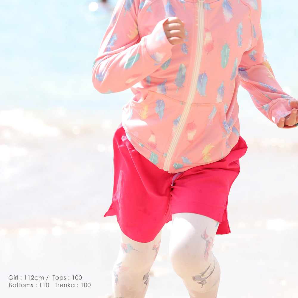 Directly from Japan, these two-piece water and land leggings (covered legs) are cool to the touch, UV-resistant (98%), UPF50+, chlorine-resistant, quick-drying, and lightweight. 80-150cm. Summer swimsuits for boys and girls.