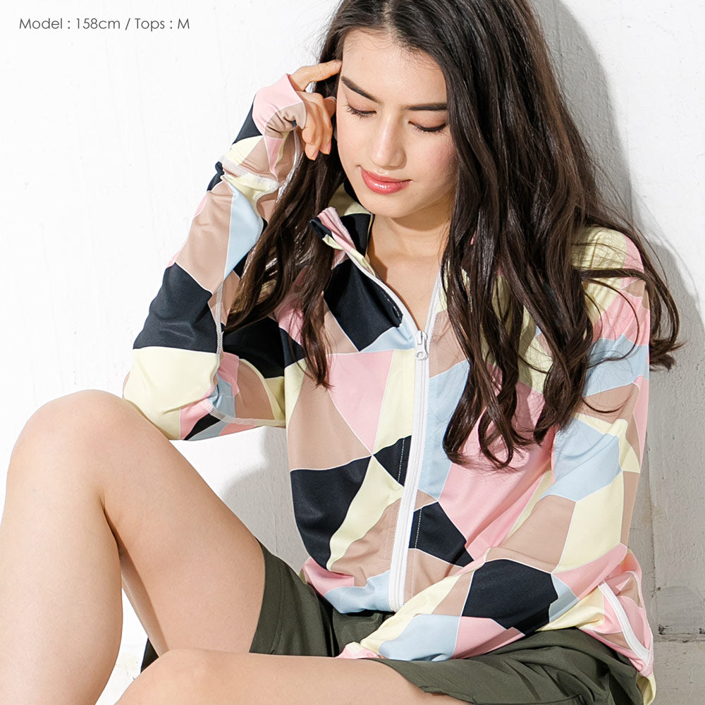 Directly from Japan, this stand-up collared jacket is both cool and comfortable to wear on land and water. It's UV-resistant (98%), UPF50+, chlorine-resistant, quick-drying, and lightweight. S-3L Adult Summer Swimsuit Special!