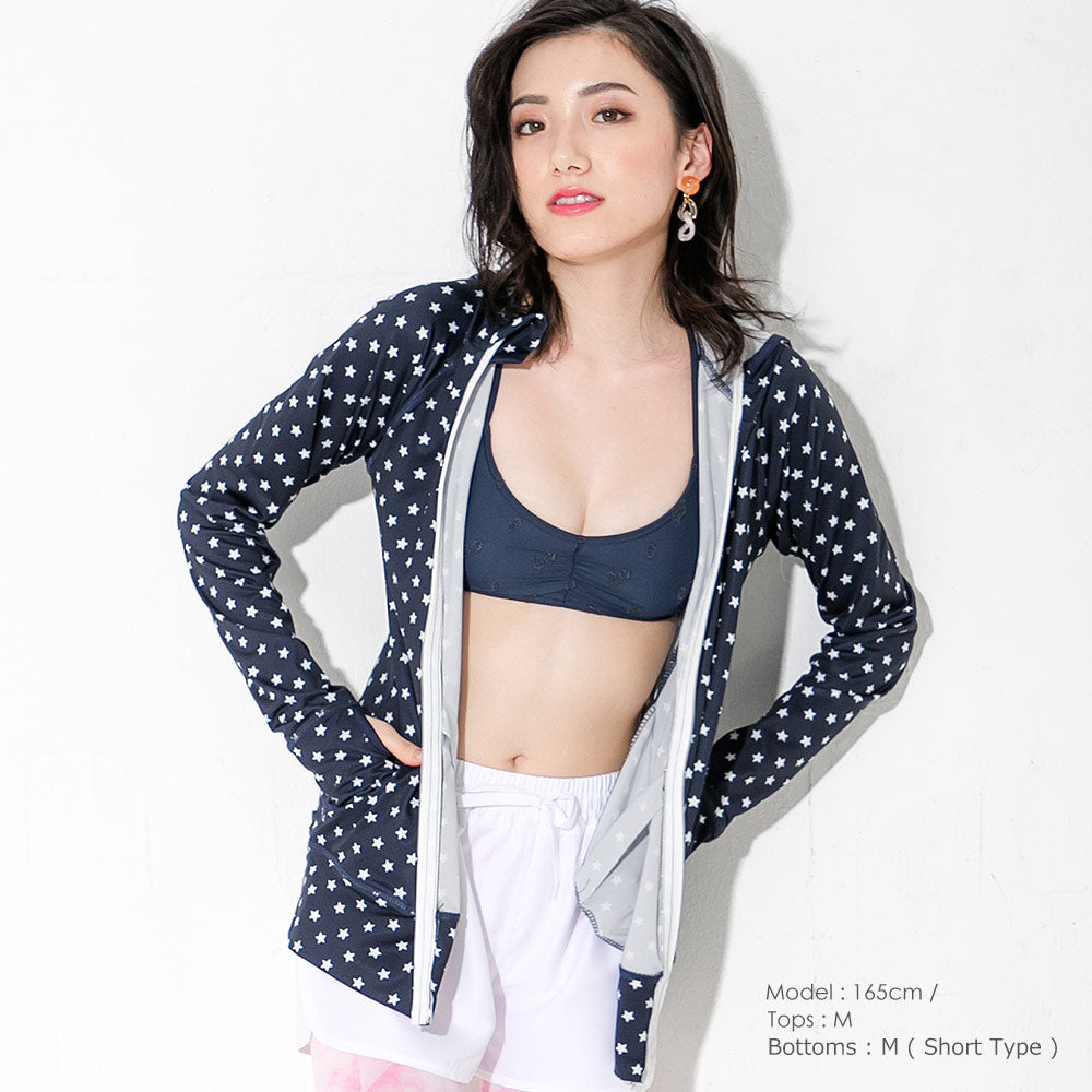 Direct from Japan, this lightweight hooded jacket is both cool and comfortable for both land and water use. It's UV-resistant (98%), UPF50+, chlorine-resistant, quick-drying, and lightweight (S-3L). Adult summer swimsuit special.