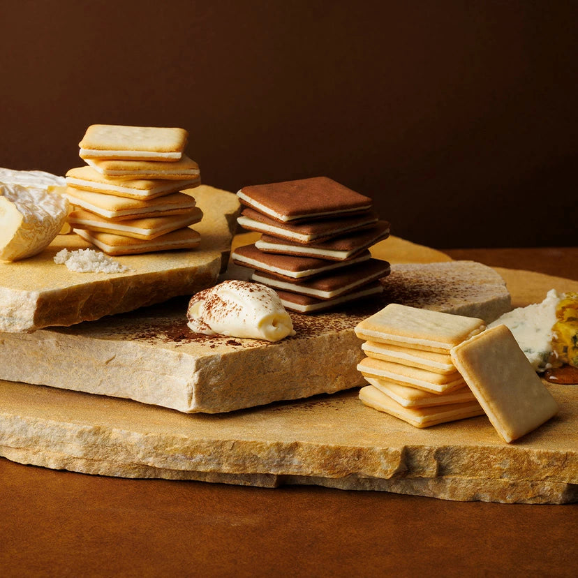 日本直送 Tokyo Milk Cheese 蜂蜜古岡左拉+海鹽金文拔+朱古力馬斯卡彭芝士夾心餅 27枚入 新年行運發財特輯 Happy New Year 馬年 限定手信