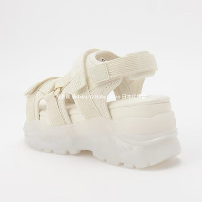 Lovetoxic sandals (22-24.5cm) shipped directly from Japan. Other brands in the shoe collection. 
