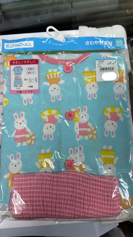 現貨區1-2日寄出--日本童裝 西松屋 包肚護肚睡衣 95cm 夏季 TOPS 睡衣系列